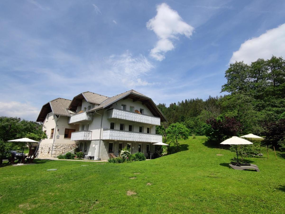 Lake House Sebanc ブレッド エクステリア 写真