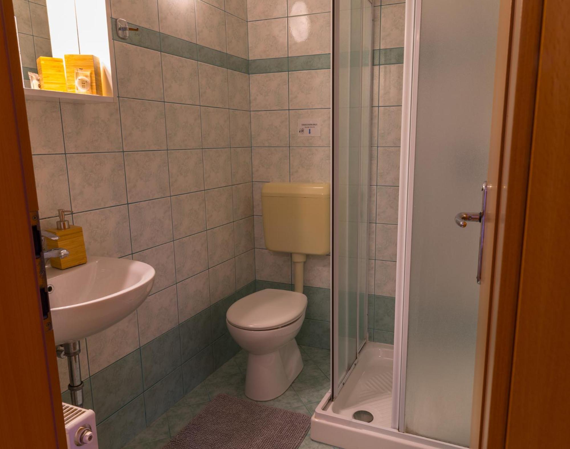Lake House Sebanc ブレッド 部屋 写真