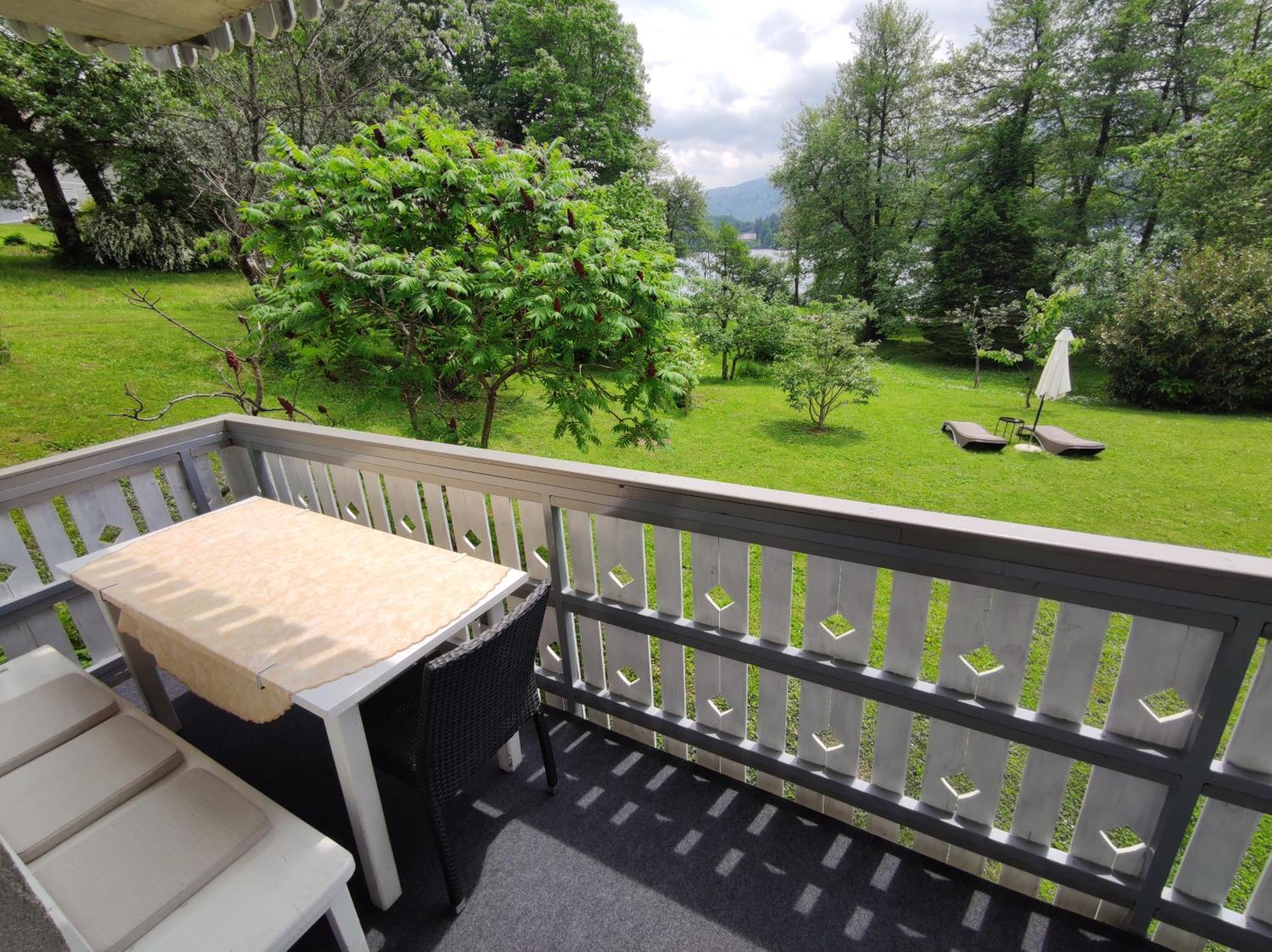 Lake House Sebanc ブレッド 部屋 写真